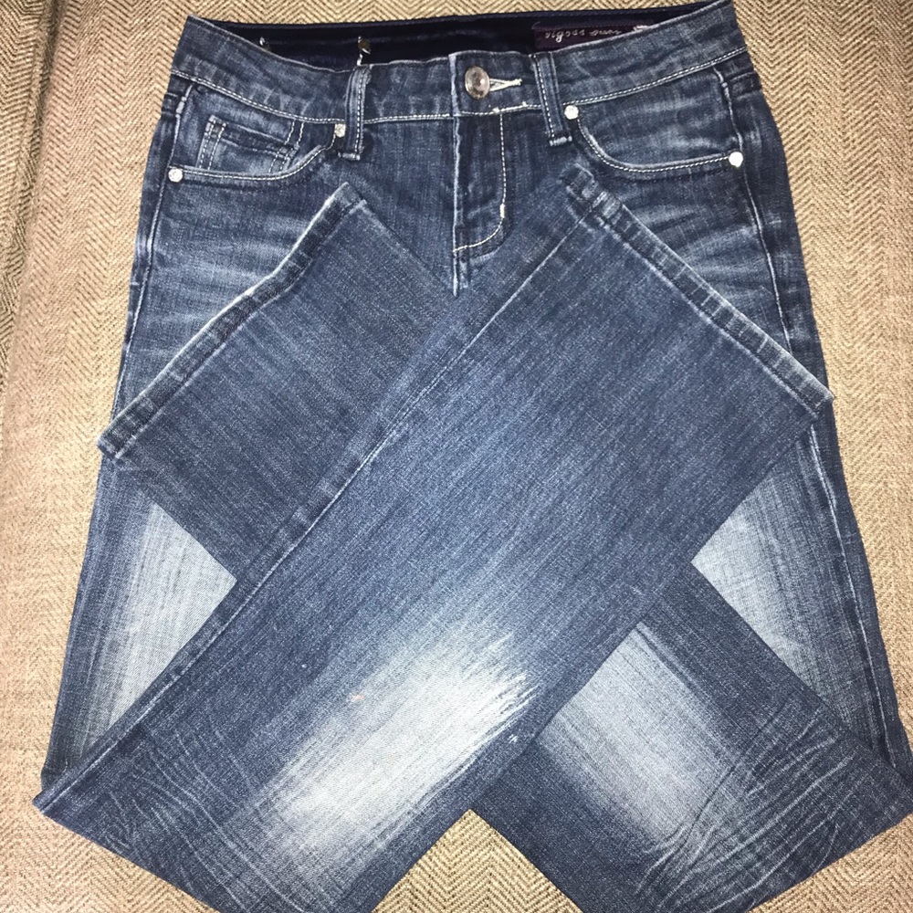 EUC Vigoss Jeans Size 1. - Picture 2 of 8